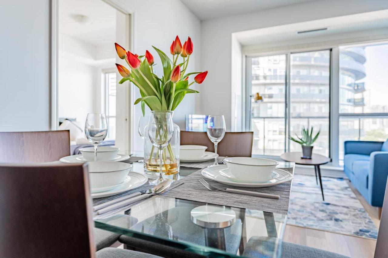 Condo In Parklawn & Lake Shore With Free Parking Close To Airport Toronto Ngoại thất bức ảnh